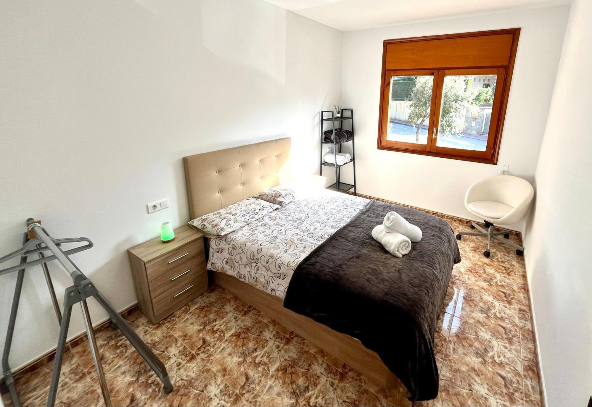 Amplio Apartamento, 5 Camas Sant Esteve Sesrovires Esterno foto